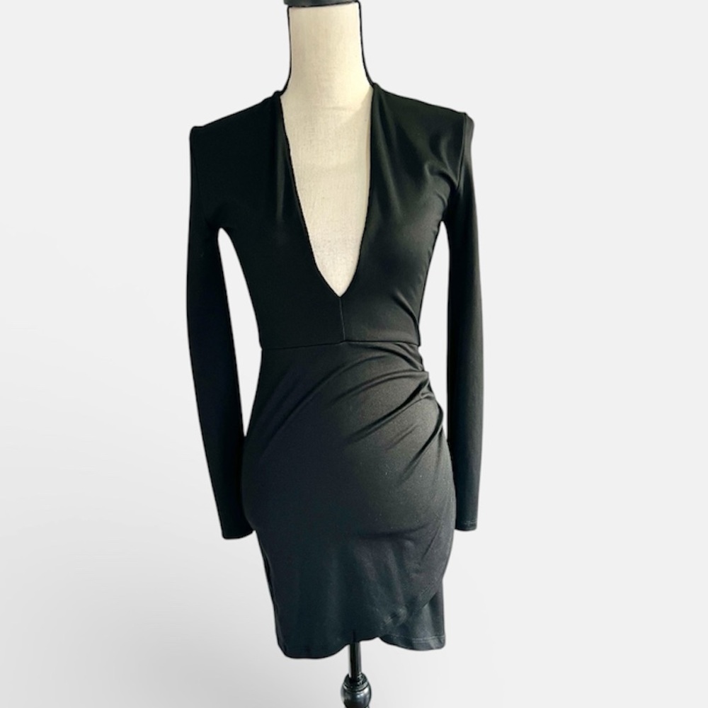 Susana Monaco Deep V-Neck Long Sleeve Dress - Picture 1 of 9